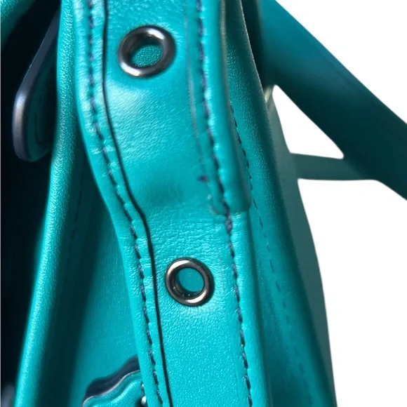 Coach Leather Saddle Bag 18 Dark Teal Crossbody - Picture 7 of 8